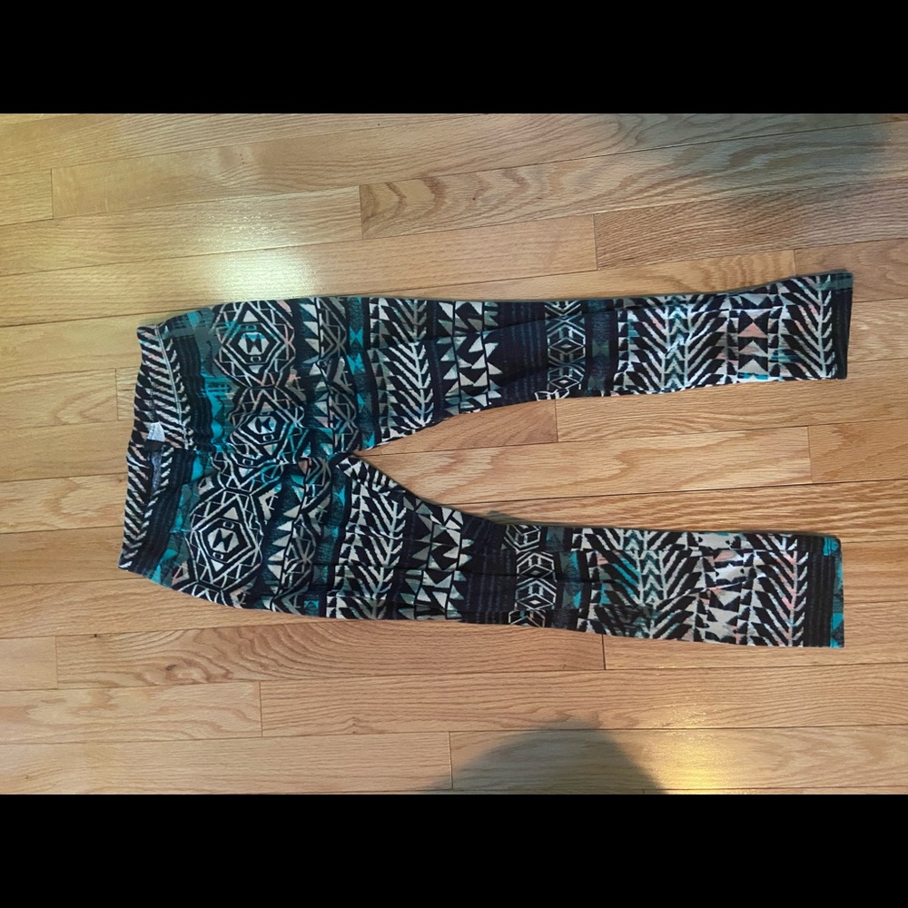 Patterned leggings